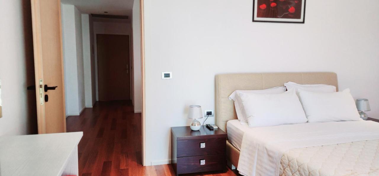 3B Suites Boutique Hotel Saranda Kültér fotó