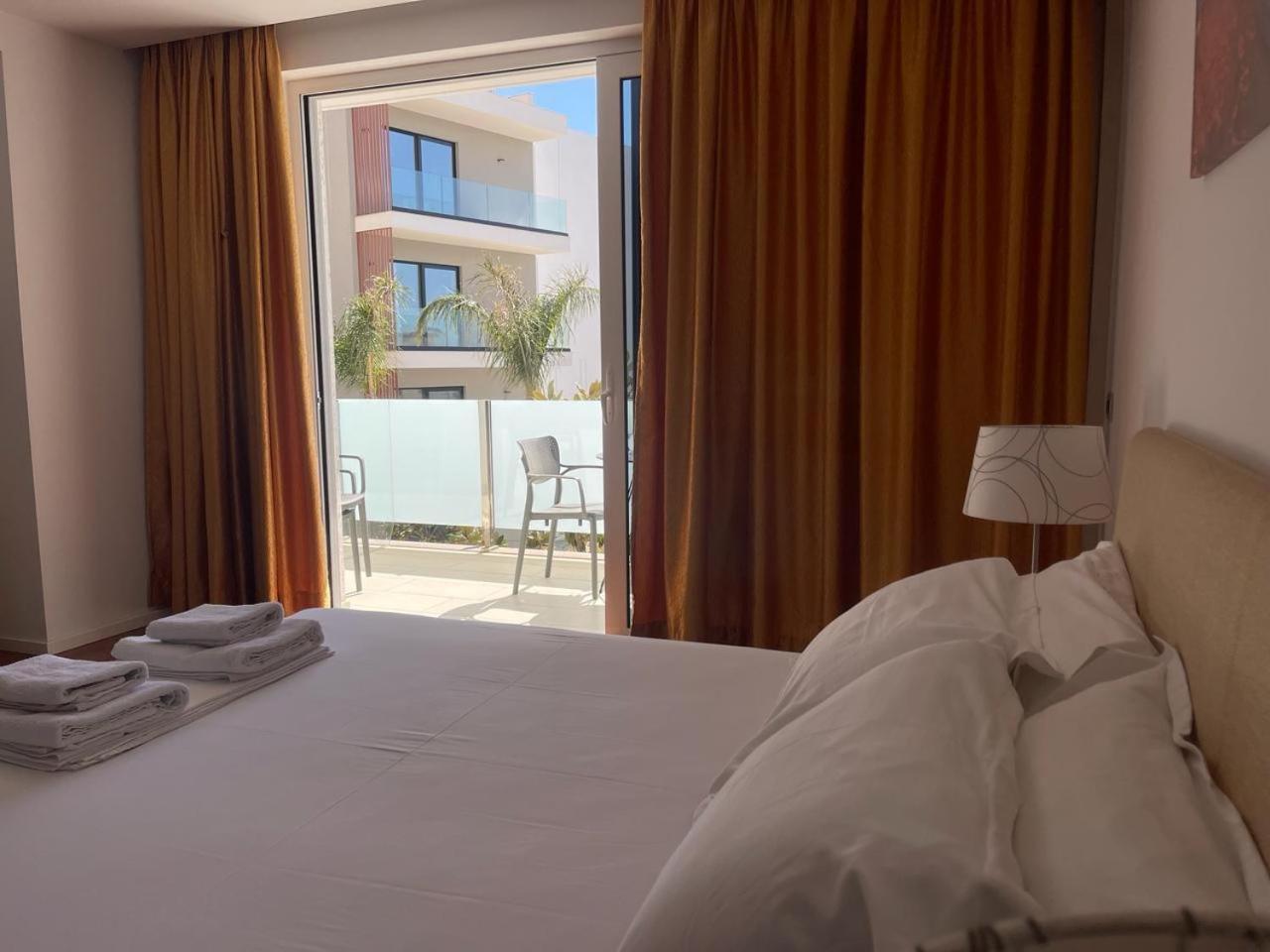 3B Suites Boutique Hotel Saranda Kültér fotó