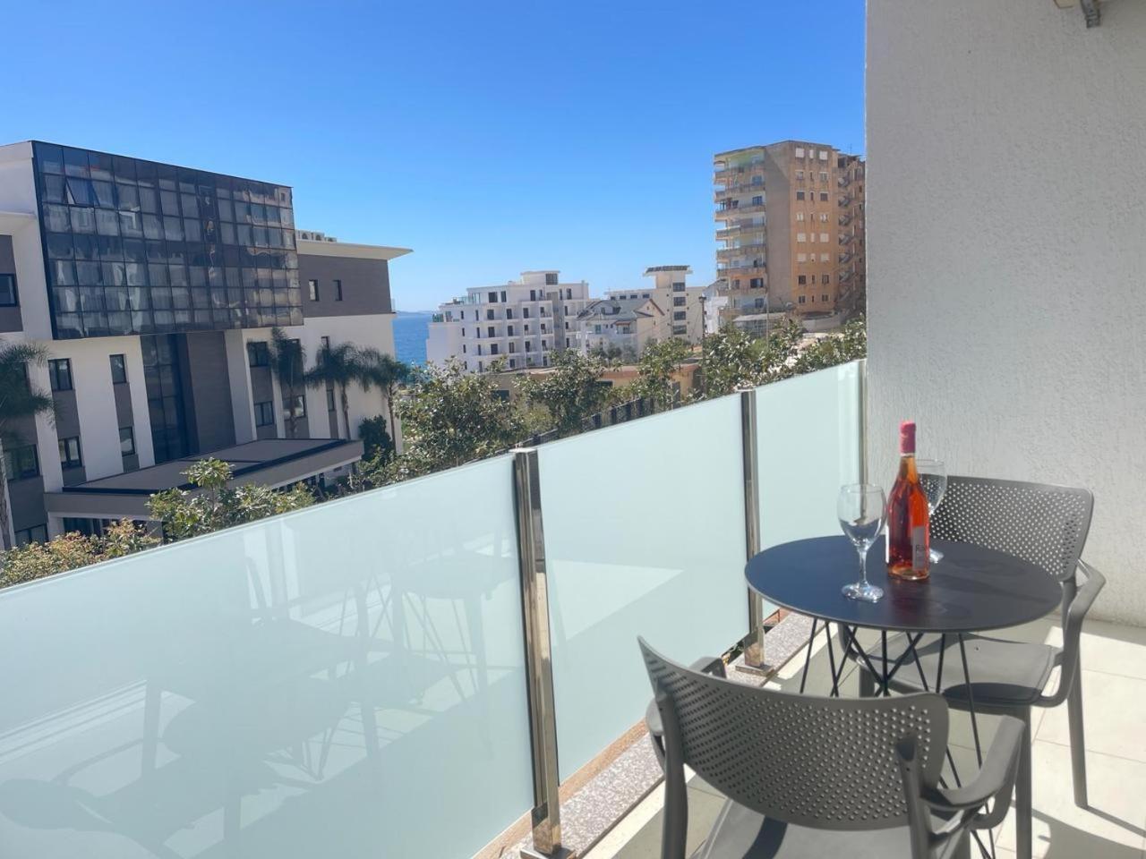 3B Suites Boutique Hotel Saranda Kültér fotó