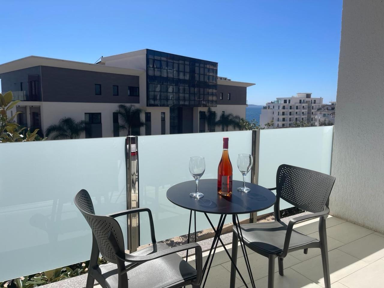 3B Suites Boutique Hotel Saranda Kültér fotó